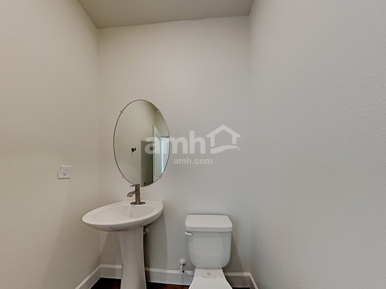 Building Photo - 324 Palazza Reserve Pl