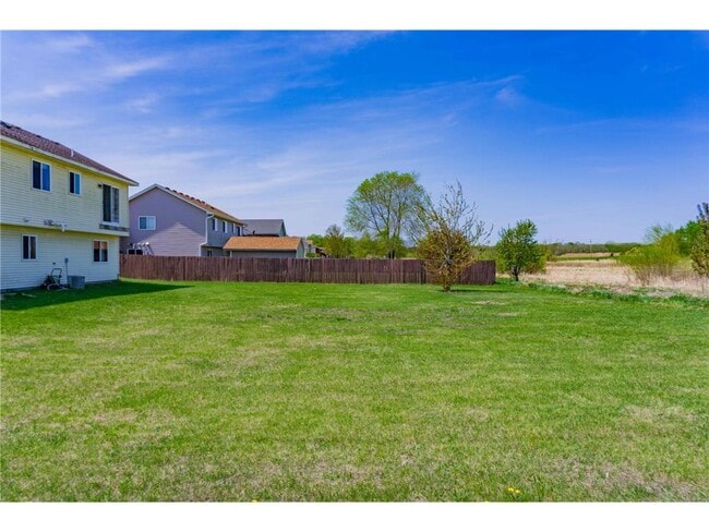 Building Photo - 2112 Blake Ave