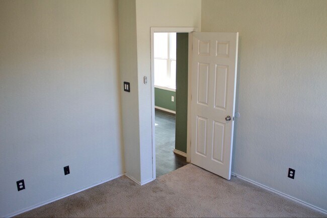 Building Photo - Butterfield Ranch