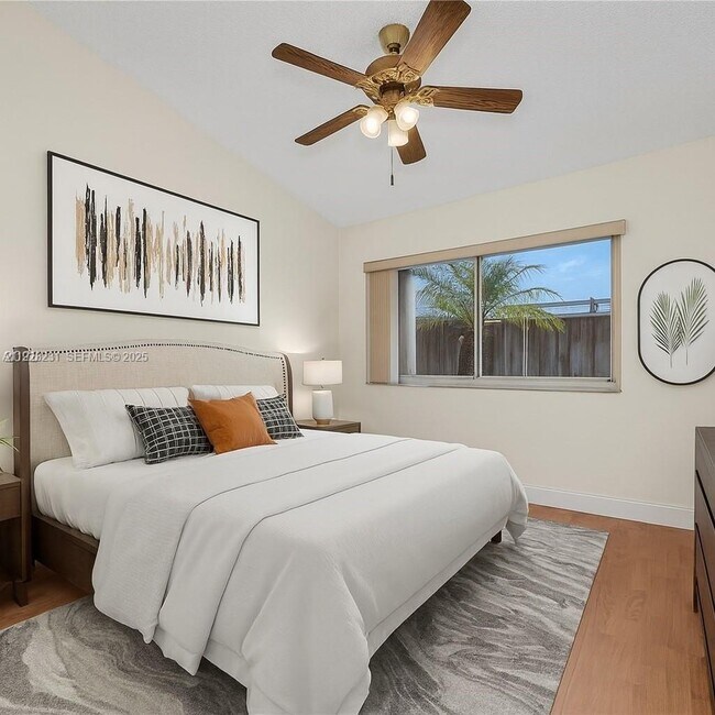 Building Photo - 113 Danielle Ct