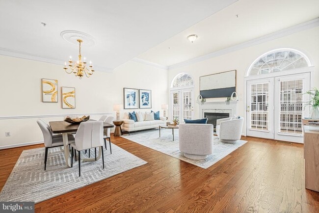 Building Photo - 631 Gatestone St