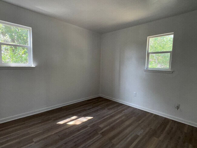 Building Photo - 1749 SW 12th- COMING SOON!!