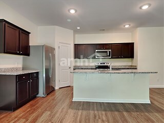 Building Photo - 209 Orion Way