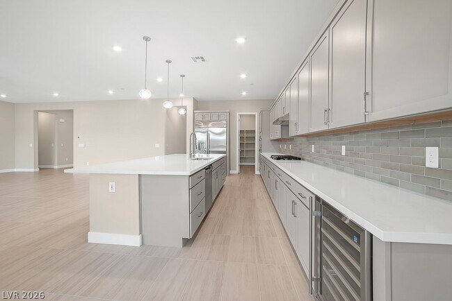 Building Photo - 369 Portus Delphini Ct