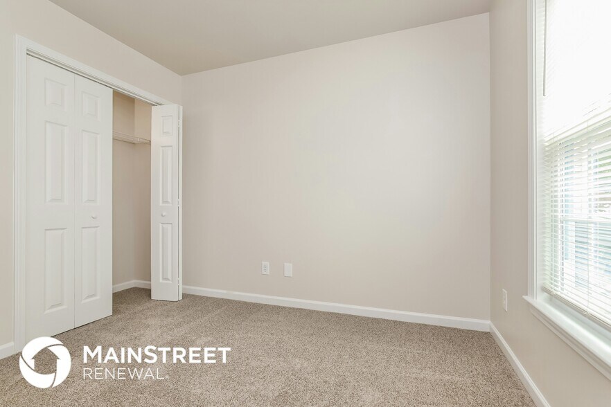 Building Photo - 4123 Bluestem Dr