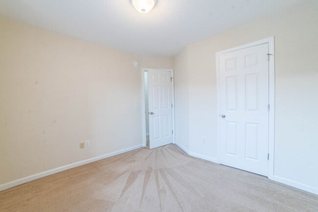 Building Photo - Available Soon!