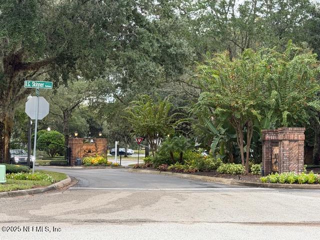 Building Photo - 11251 Campfield Dr