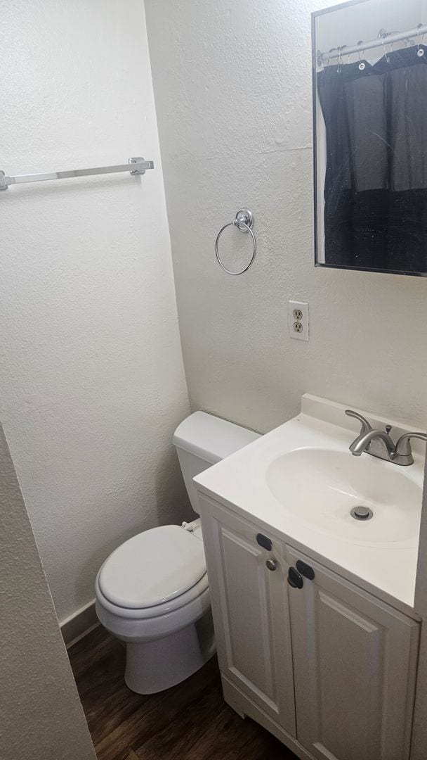 Building Photo - Cozy Studio for Rent