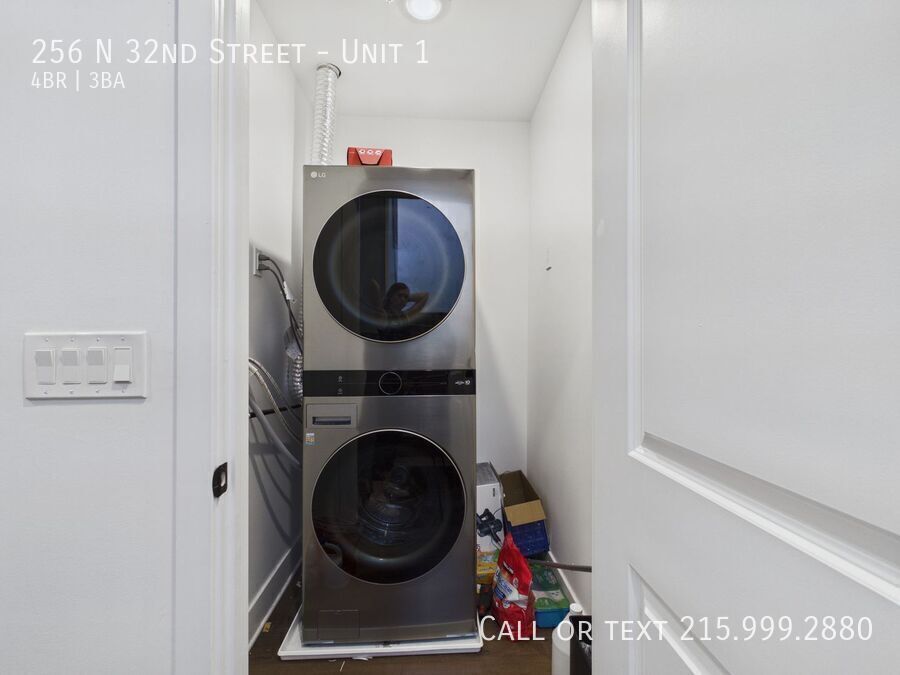 Building Photo - 256 N 32nd St