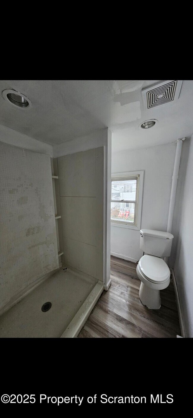 Building Photo - 240 Greenbush St