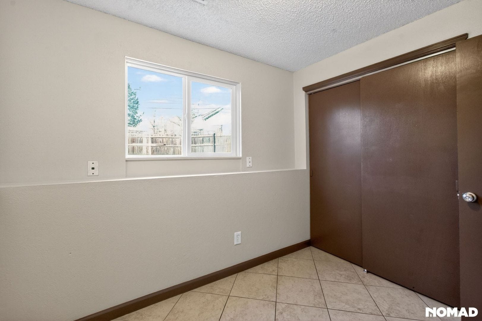 Building Photo - 17465 E Plateau Dr