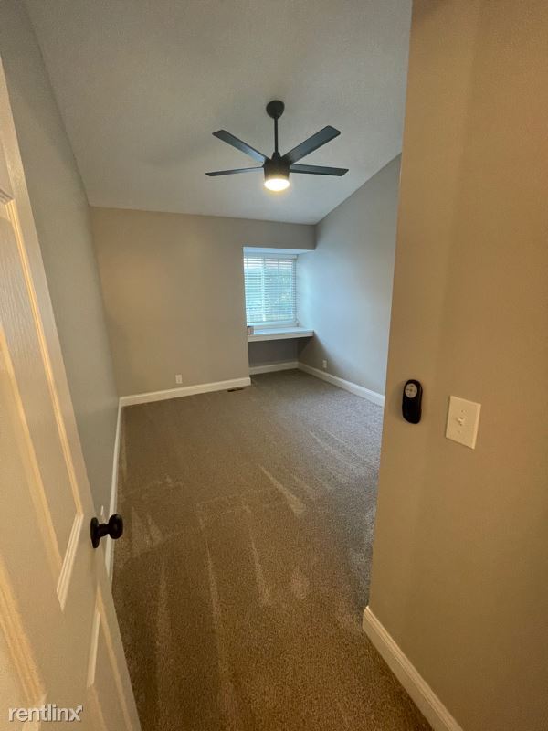 Building Photo - 2 br, 2 bath House - 416 S Woodchuck Ln