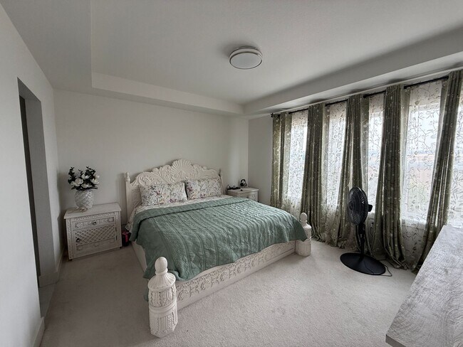 Building Photo - 2143 Arikaree Hts