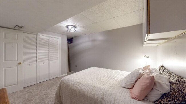 Building Photo - 3 Sterling Pl