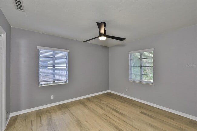 Building Photo - 6145 1st Ave N