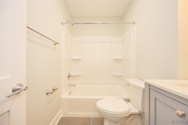 Building Photo - 1008 Elmwood Ave