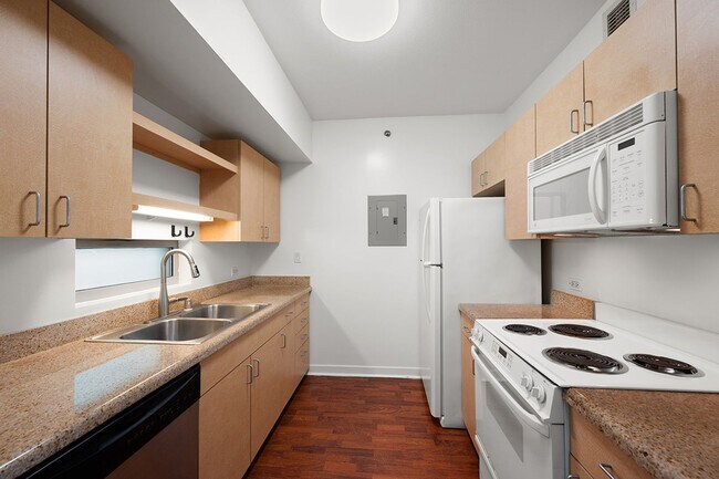 Building Photo - One Bedroom in Heart of Little Italy!