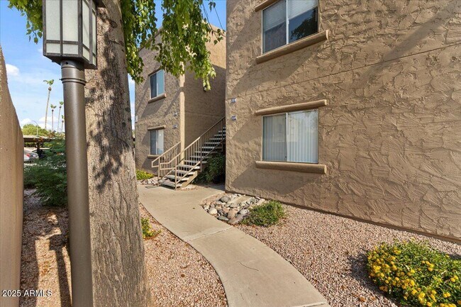 Building Photo - 8256 E Arabian Trail