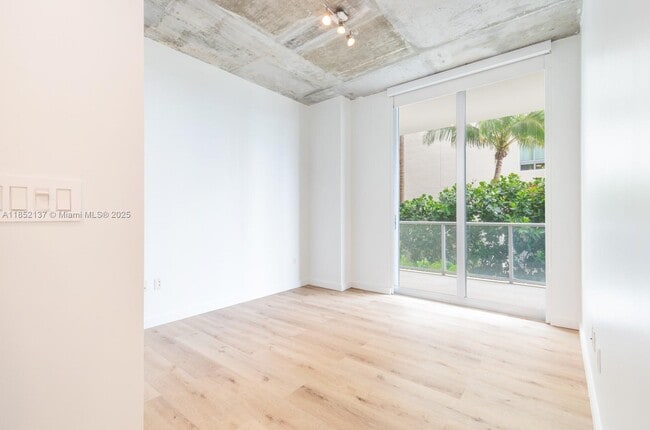 Building Photo - 3470 E Coast Ave