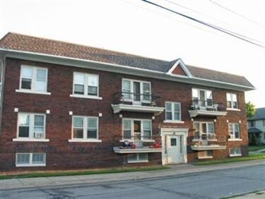 Primary Photo - 13619 San Diego Ave