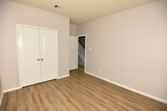 Building Photo - 4519 Fenway Park Way