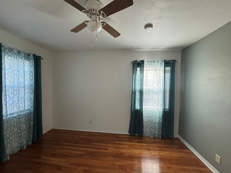 Building Photo - 2710 Green St