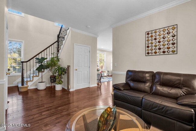 Building Photo - 40 Demarest Dr