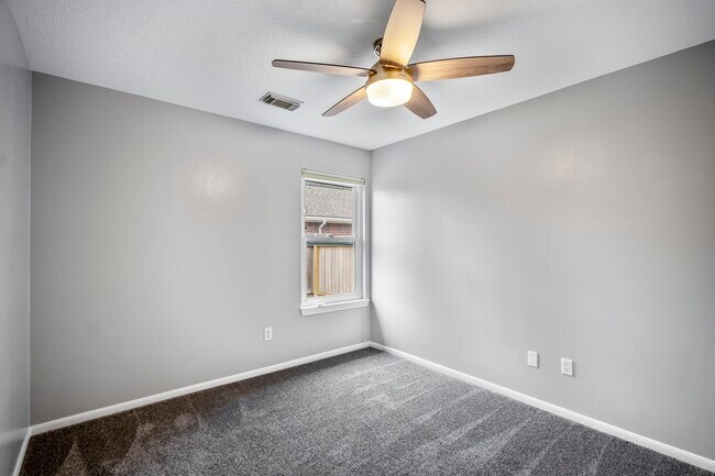 Building Photo - 2923 Goldspring Ln