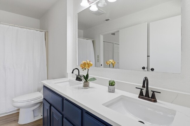 Building Photo - 100 Bay Point Dr