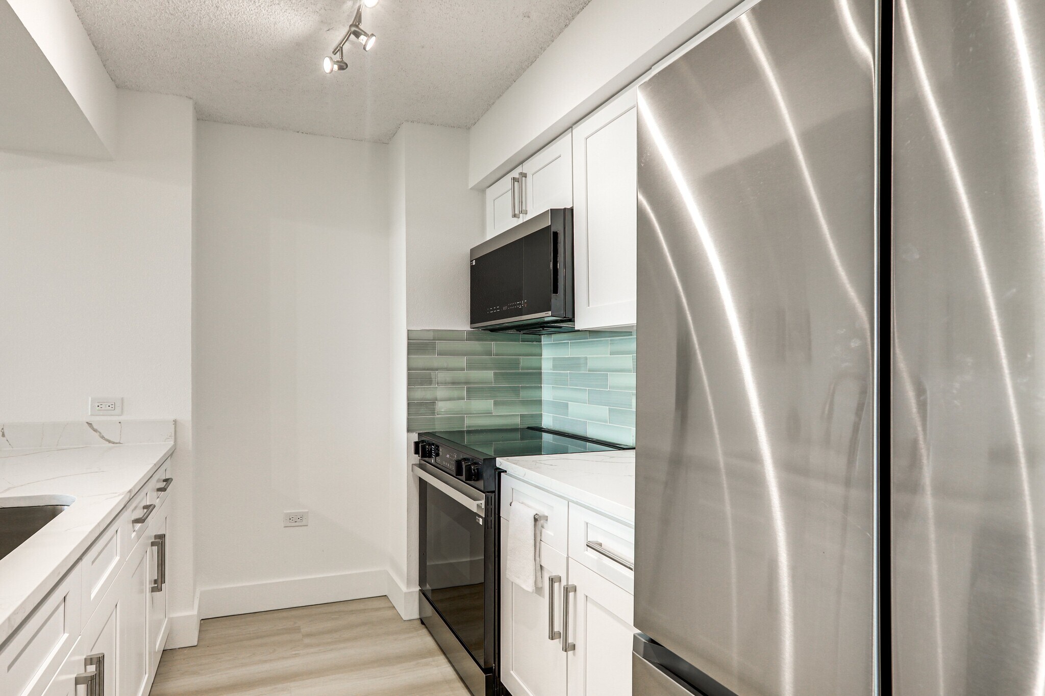 Building Photo - 1020 15th St