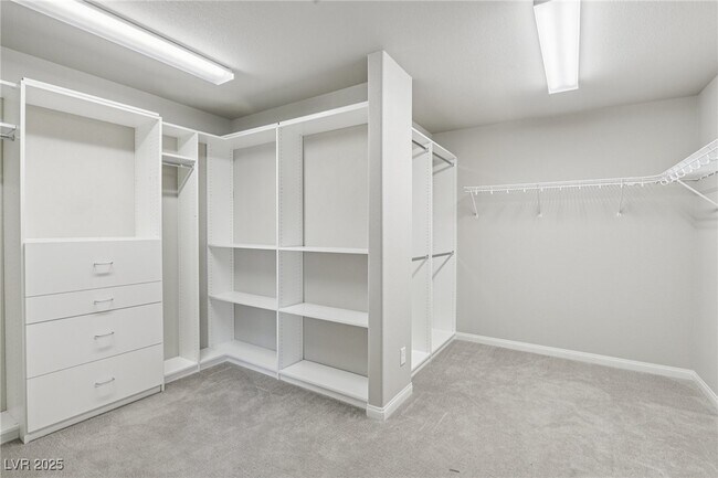 Building Photo - 5947 Rockway Glen Ave