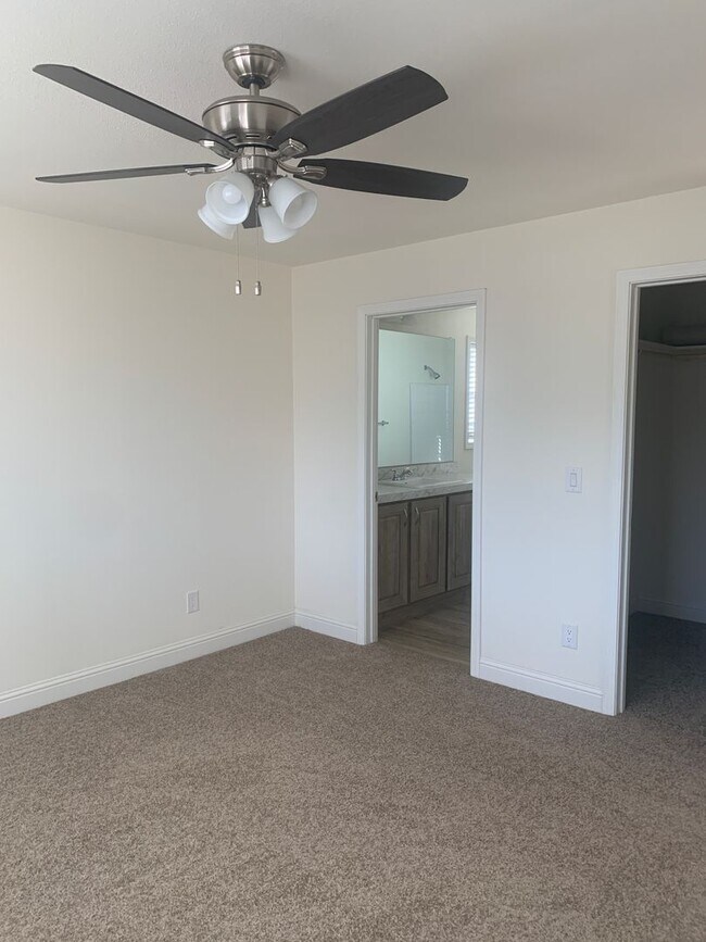 Building Photo - Magalia Home for rent, 3bed 2bath, enclose...