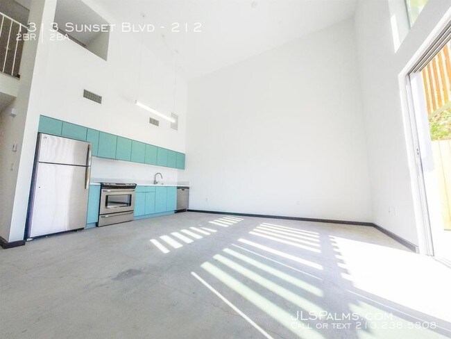 Building Photo - 1313 Sunset Blvd