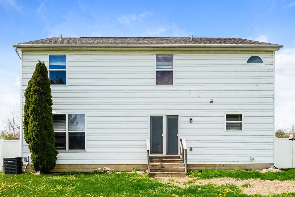 Building Photo - 5718 Cruiser Ave