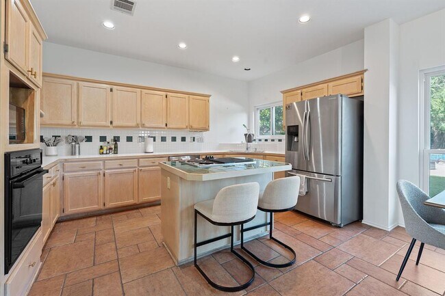 Building Photo - 7604 Vail Valley Dr