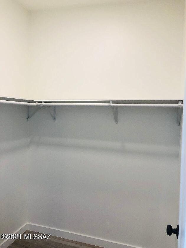 Building Photo - 1102 W Erie St