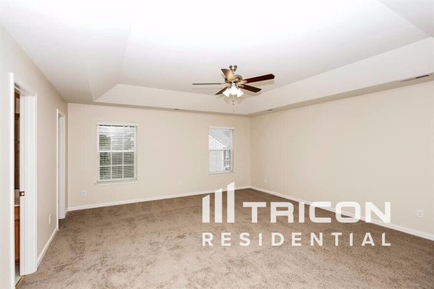 Building Photo - 1807 Lowell Ct