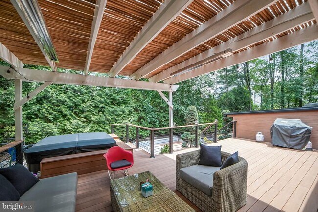 Building Photo - 929 Farm Haven Dr