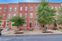 Building Photo - Bright 1BR 1BA Renovated Apartment
