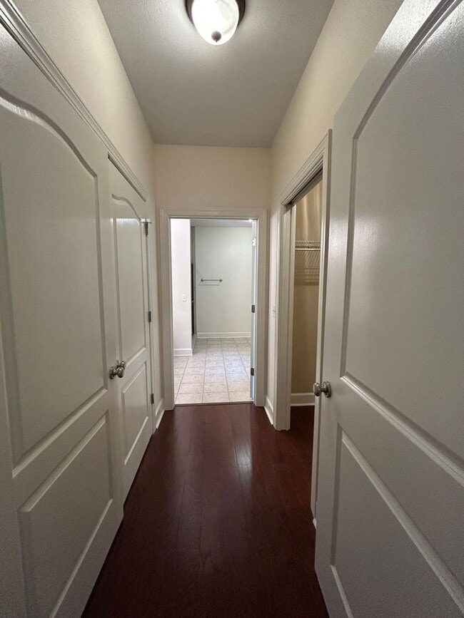 Building Photo - Tartan Pines, Rosemount Court, Enterprise, AL