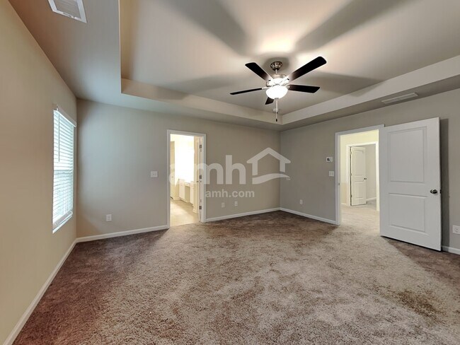 Building Photo - 214 Omega Ct