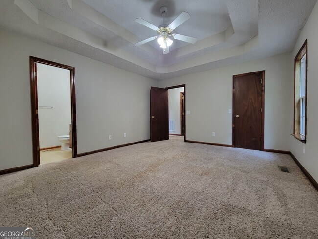 Building Photo - 518 Carl-Cedar Hill Rd
