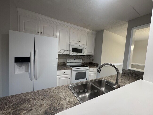 Building Photo - 530 Fawn Branch Trail