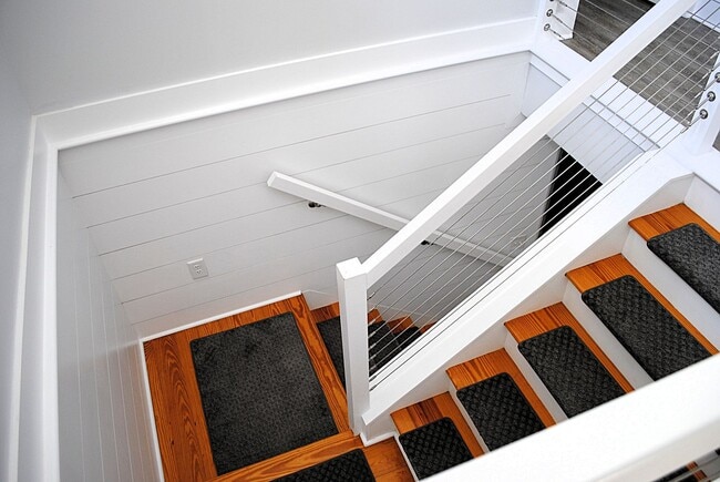 Building Photo - Clambake Cove