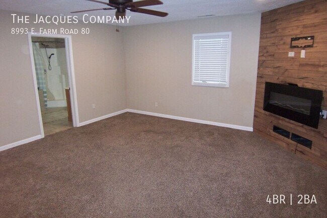 Building Photo - 8993 E Farm Rd 80