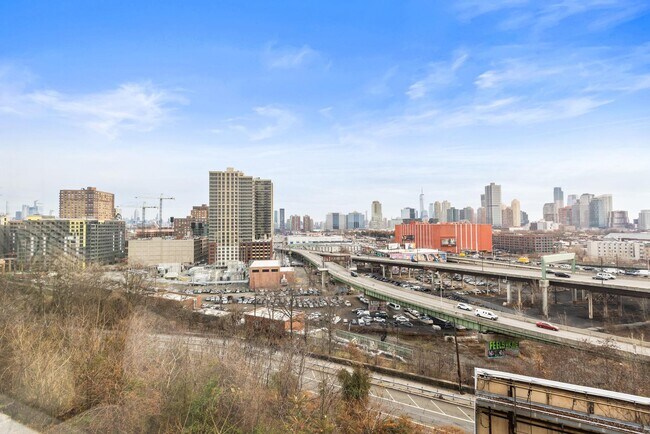 Building Photo - 108 Palisade Ave