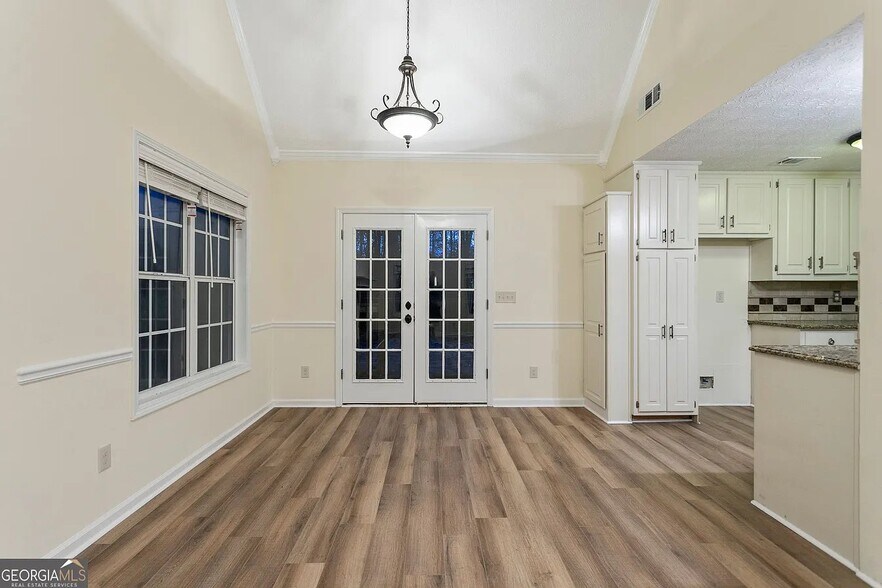 Building Photo - 160 Windward Dr