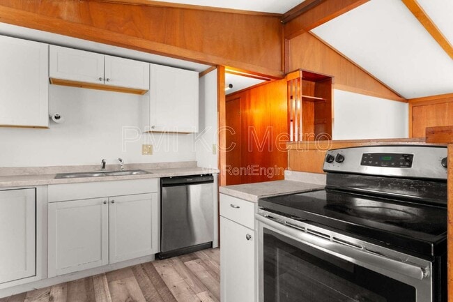 Building Photo - 71 Dockside Dr