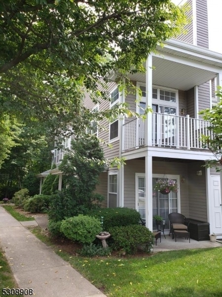 Building Photo - 1429 York St