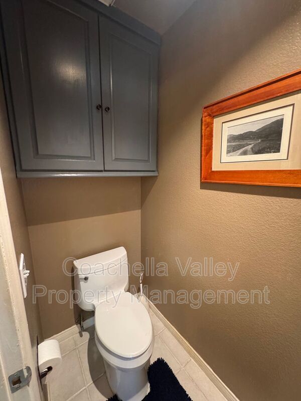 Building Photo - 43584 Via Magellan Dr